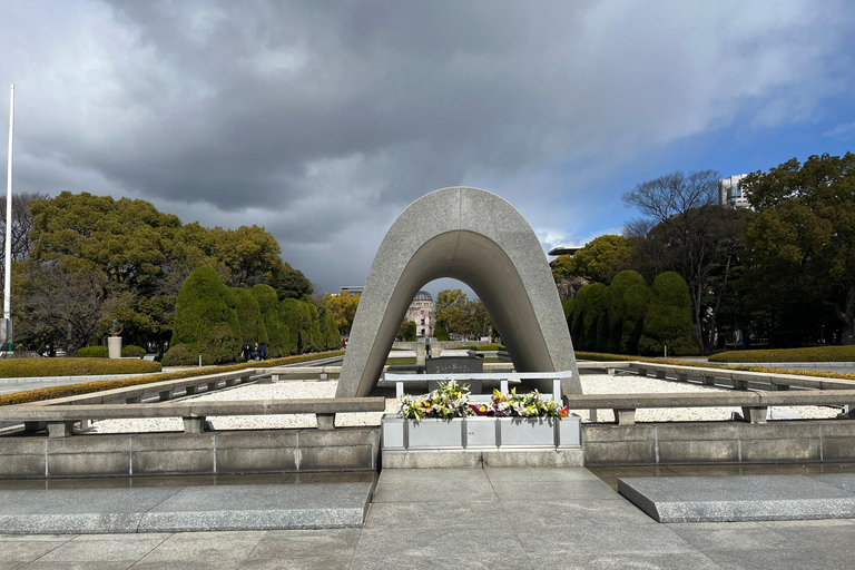 广岛：宫岛与和平公园导览游广岛：宫岛与和平公园导游游