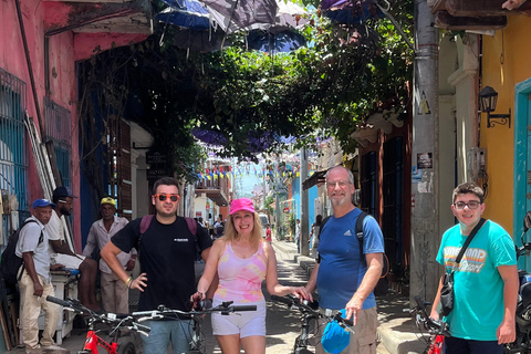 CARTAGENA: BIKE RIDE WITH LUNCH AT BOURDAIN'S FAVORITE SPOT