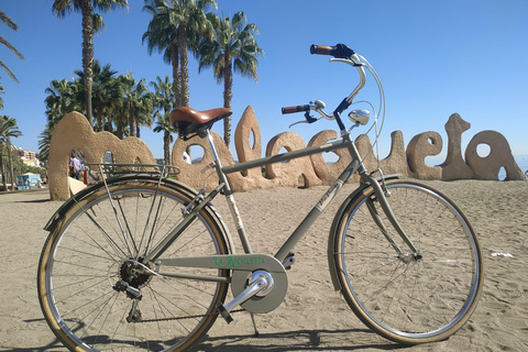 Málaga: Tour guiado de bicicletaMálaga: Tour guiado de ciclismo