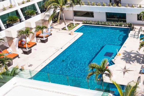 Prywatny transfer z Flamingo Cancun Resort do CUN