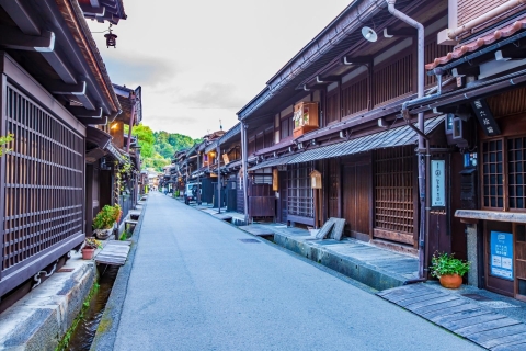 Nagoya: Hida Takayama & Weltkulturerbe Shirakawa-go TagestourOhne Mittagessen