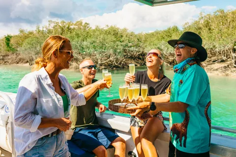 BROOME: Eco Crucero -Con Cerveza, Vino y Platos Gourmet