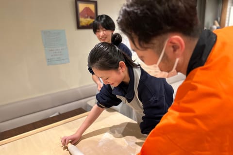 Soba noodle making experience and tempura, Hokkaido sakeplan