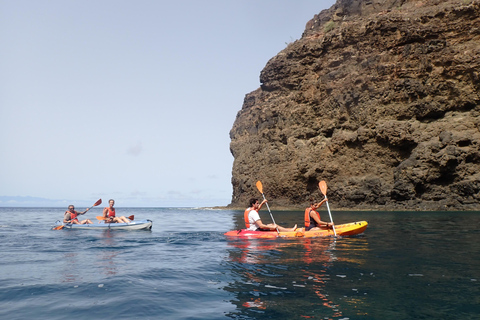 Avventura in kayak a Calheta: Tour della spiaggia di Zimbralinho o dell&#039;isolotto di Cal