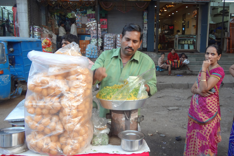 Mumbai: Street Food And Market TourGROUP TOUR