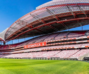 Luz Stadium Tour & SL Benfica Museum Ticket w/Scarf