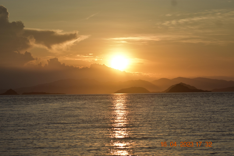 Labuan Bajo: Flores Island & Komodo National Park Tour
