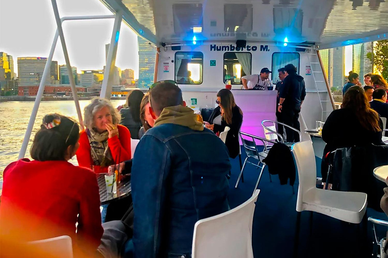 布宜诺斯艾利斯：含开放式酒吧的拉普拉塔河日落巡游1 小时游览
