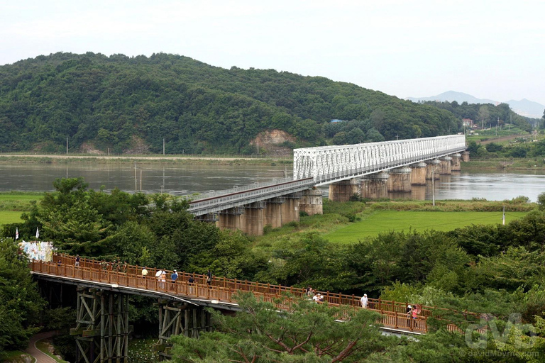 Beyond the DMZ: Private Tour with Han River & Myeongdong DMZ private tour for 1 and 2 persons with same pakeg