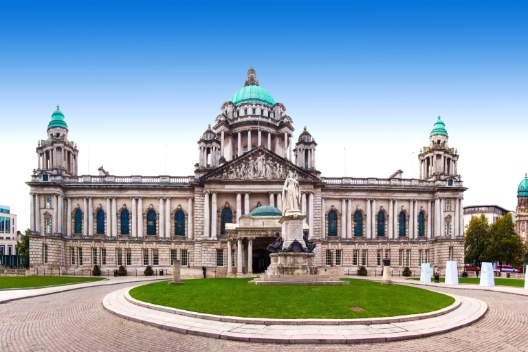 Dagtrip naar Dublin naar Belfast, Titanic, Giant's Causeway met de auto8 uur: Belfast, Noord-Ierland