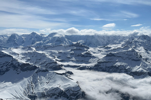 Exclusive helicopter-tour for 4 people to the Swiss Alps