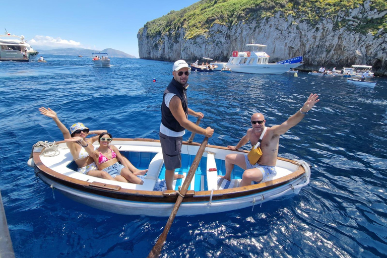 From Sorrento: Full-Day Boat Tour to Capri with Drinks