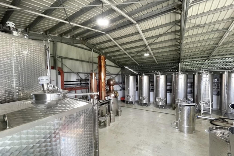 Vanuatu: 83 Islands Premium Distillery Experience &amp; TastingDistillery Tour + Tasting