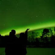 Saariselkä: Schneeschuhwanderung zur Nordlichtjagd