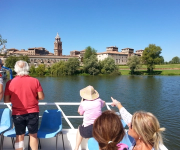 Mantua: Cruise from the Park to the Port and Leonardo's Locks