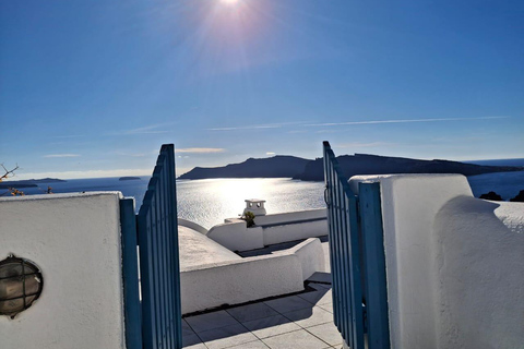 Santorini Island Tour for Cruise Travellers with Water Taxi Santorini: The Best Tour with Water Taxi For Cruise Lines