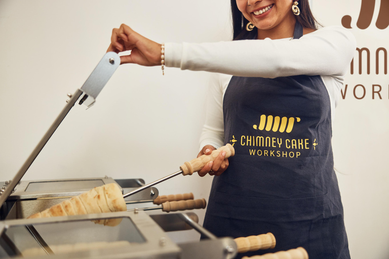Budapest: Traditional Chimney Cake (Kürtőskalács) Workshop