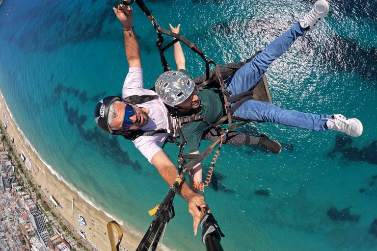 Kuşadası: Tandem Paragliding Experience