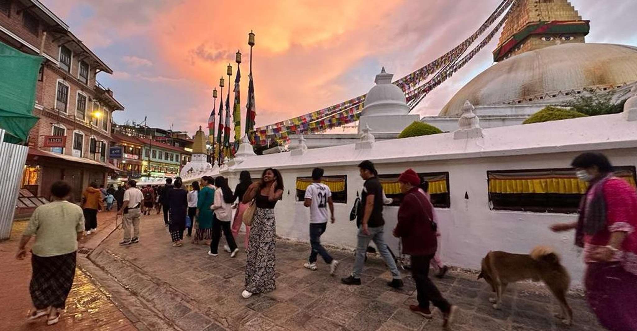 Bhaktapur Durbar Square and Boudhanath Stupa - Housity