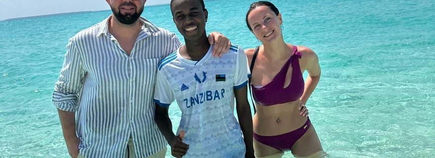 ZANZIBAR NAKUPENDA SANBANK BEACH AVEC DÉJEUNER BBQ