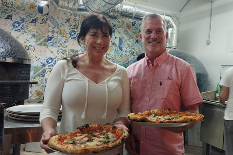 Nápoles: Clase de elaboración de pizza con chef napolitano y bebida