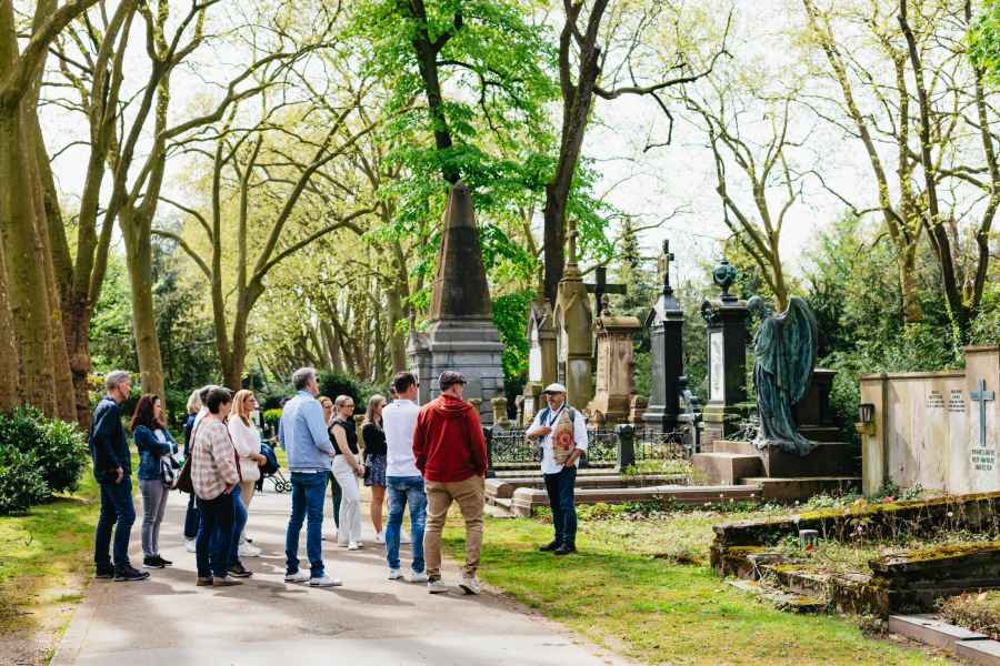 Köln: Melatenfriedhof, Leben, Liebe und Tod – Erkundungstour