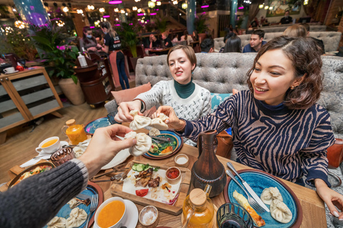 Tbilisi: 2 uur durende Georgische voedseltour (All-inclusive)Tbilisi: 2 uur durende XXXL voedseltour (all-inclusive)