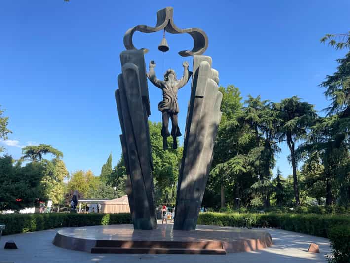 Tbilisi: Soviet Tbilisi - From Propaganda to Execution