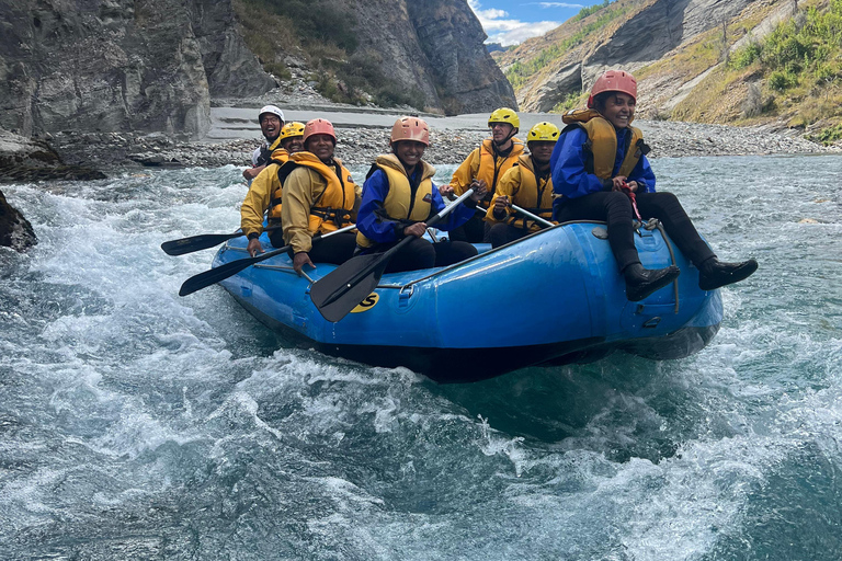 Queenstown: rafting en el río Shotover y excursión al cañón SkippersPor la mañana: Rafting en el río Shotover y excursión al cañón Skippers