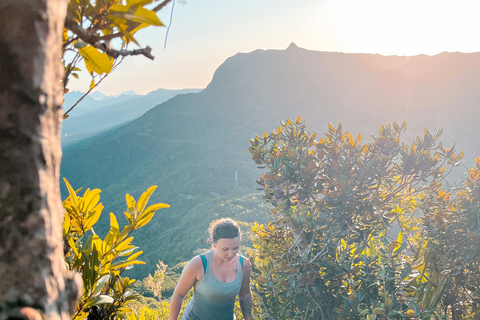 Chamarel: Wędrówka o zachodzie słońcaChamarel: Wędrówka górska o zachodzie lub wschodzie słońca