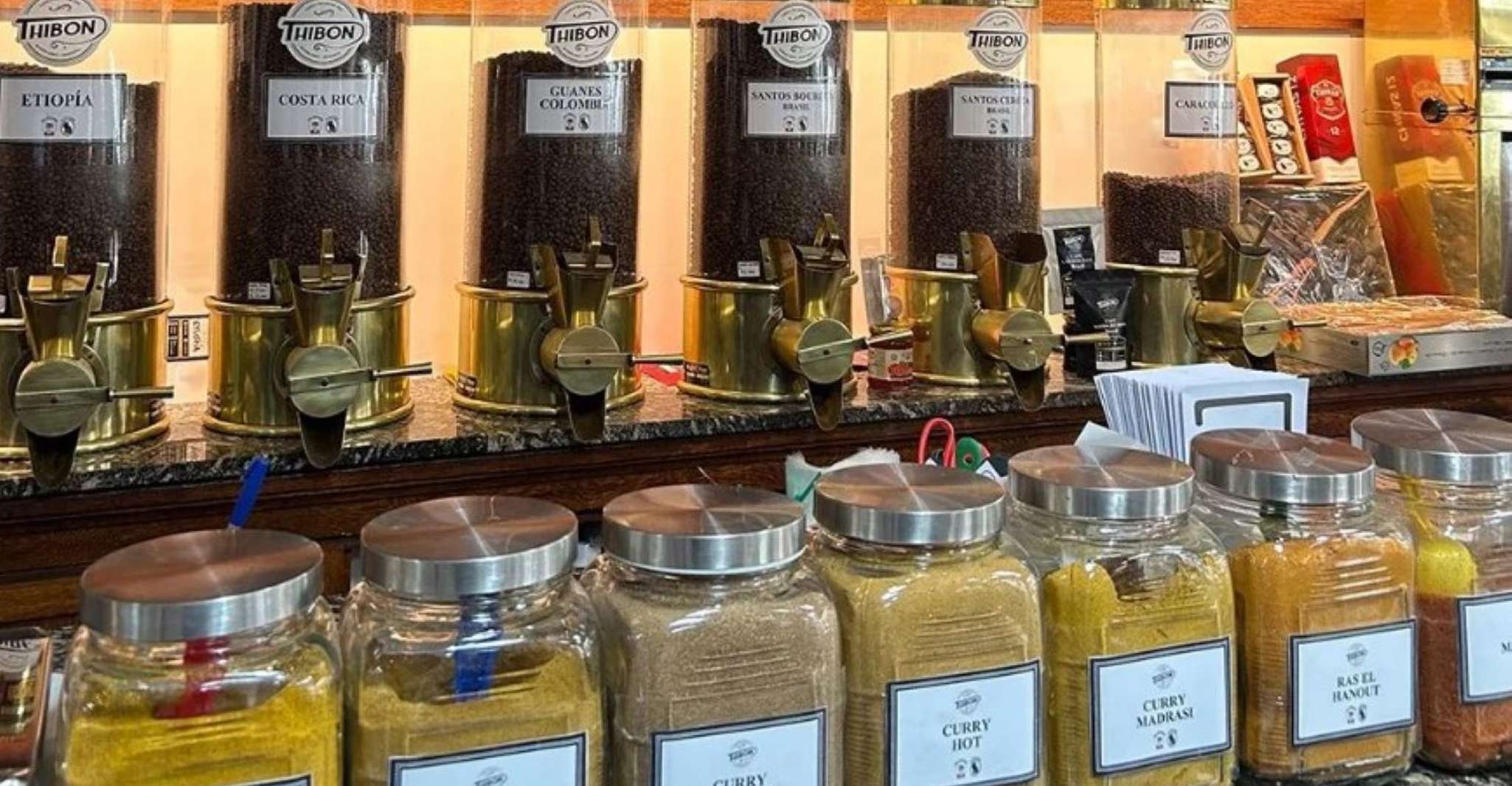 Brunch voor 2 bij Café Thibon - 85 jaar geschiedenis - Hizvo