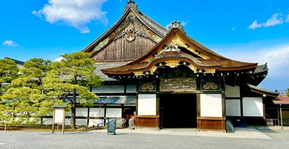 Kyoto: Nijo Castle Tour with Authentic Kyoto Brewery Tasting