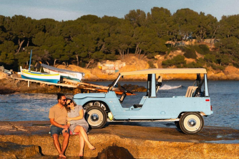 Ibiza: Tour driving an automatic and electric Mehari. Ibiza: tour driving an automatic and electric Mehari.