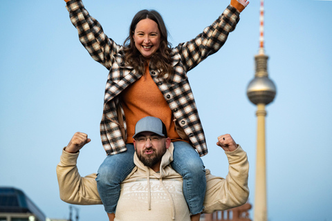 Berlin: Private Photoshoot with Professional Photographer