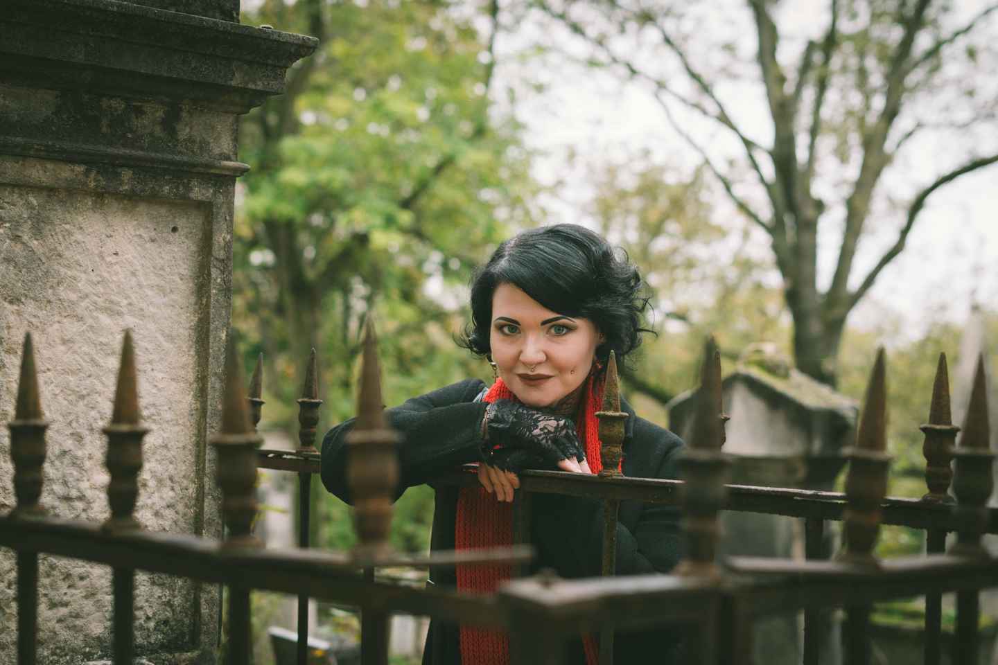 Paris: Pre Lachaise Cemetery Guided Walking Tour - Paris: Père Lachaise Cemetery Guided Walking Tour