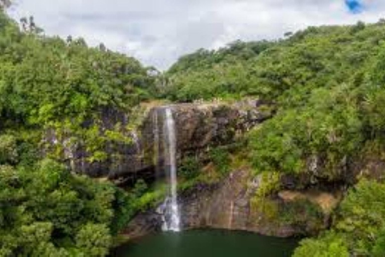 Seven Waterfalls Abseiling and Canyoning Guided Experience