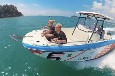 Aventure en bateau rapide dans les îles du sud de Singapour