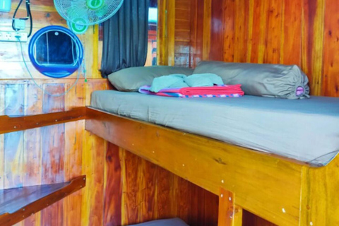 Komodo: Slow Voyage 2D1N Overnight Sailing Experience Private Cabin ( Share Bathroom )