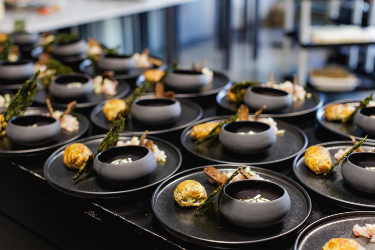 Tallinn: VR Dining Experience with 4-Course Meal