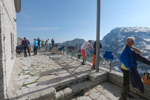 Tour guidato al lago del drago del monte Tymfi