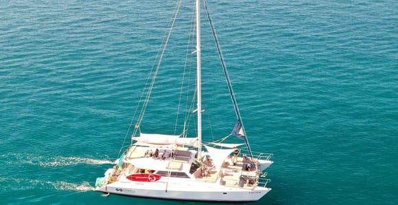 Gran Canaria: Catamaran Tour with Lunch and Drinks