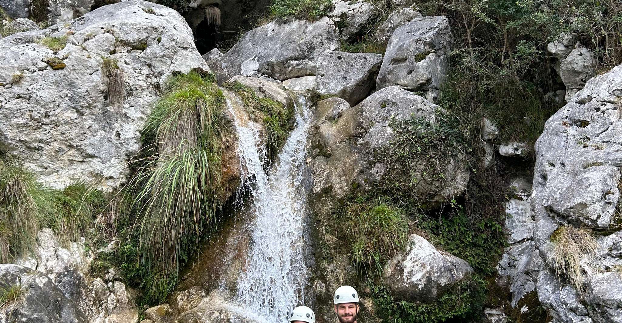 Canyoning adventure in Cabrales Picos de Europa - Housity