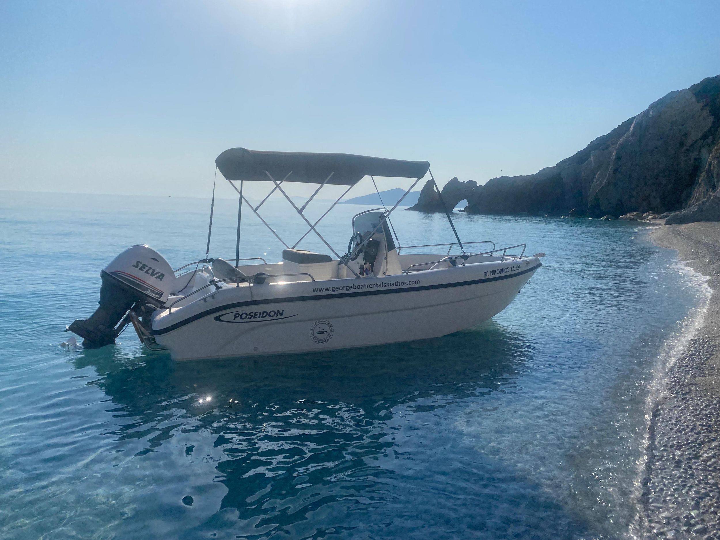 Skiathos: Bootsverleih auf Skiathos ohne Bootsführerschein