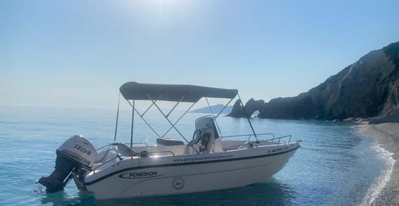 Skiathos: Rent a boat in Skiathos without a license