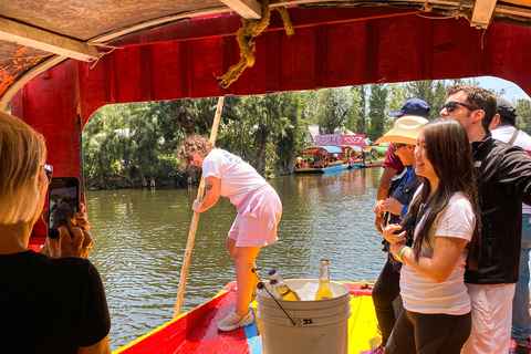 CDMX: Tour of Xochimilco and Coyoacán with option to visit the Frida Kahlo Museum Shared tour with visit to the Frida Kahlo Museum and traditional lunch