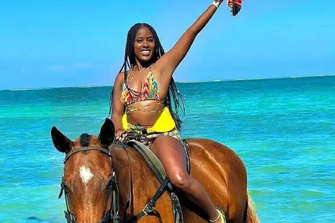 Chukka Horseback Ride &amp; Swim from Montego BayHorseback Ride &amp; Swim