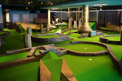 Riga: Swings Mini Golf Entry Ticket near Freedom Monument
