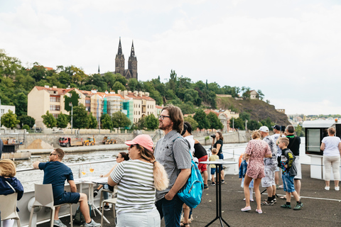 Praga: paseo en barco de 2 h por el río Moldava con almuerzo