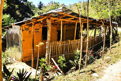 Senderismo en Puerto Plata - Experiencia de Naturaleza y Folclore