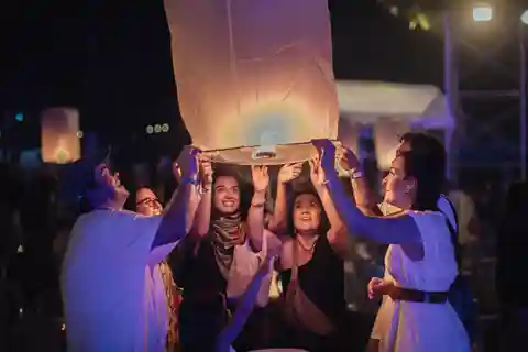 Chiang Mai: Heaven Lantern Festival Ticket with Dinner 2025